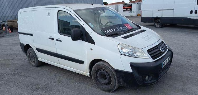 FIAT SCUDO 2 VUL 2,0 MJTD 16V FOURGON COURT 120 CV – DIESEL – 232518 KMS – ANNEE 2011 BLANC BS-104-MK