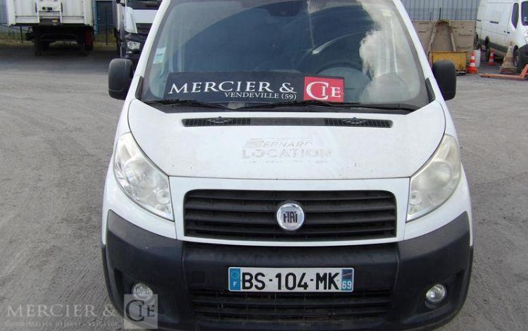 FIAT SCUDO 2 VUL 2,0 MJTD 16V FOURGON COURT 120 CV – DIESEL – 232518 KMS – ANNEE 2011 BLANC BS-104-MK