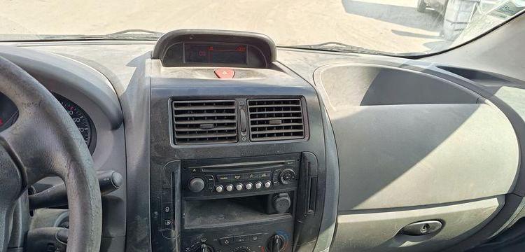FIAT SCUDO 2 VUL 2,0 MJTD 16V FOURGON COURT 120 CV – DIESEL – 232518 KMS – ANNEE 2011 BLANC BS-104-MK