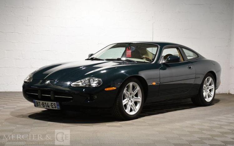 JAGUAR XK8 COUPE 4,0 VERT BT-614-ES