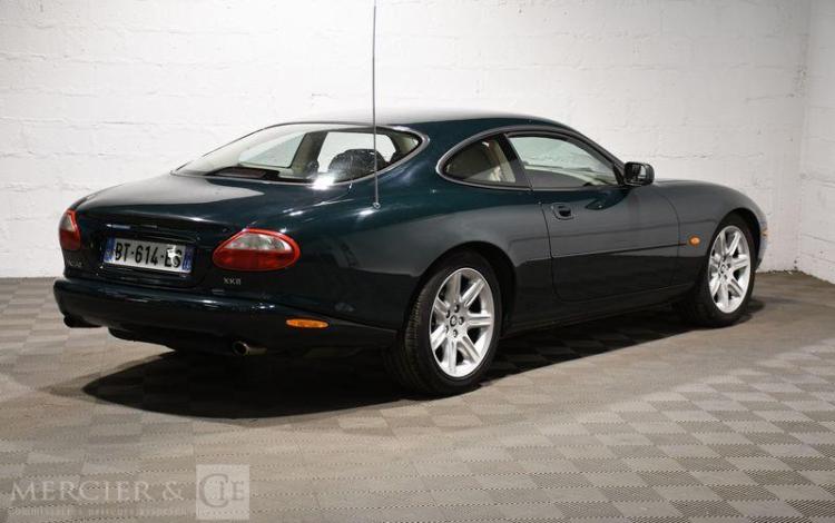 JAGUAR XK8 COUPE 4,0 VERT BT-614-ES