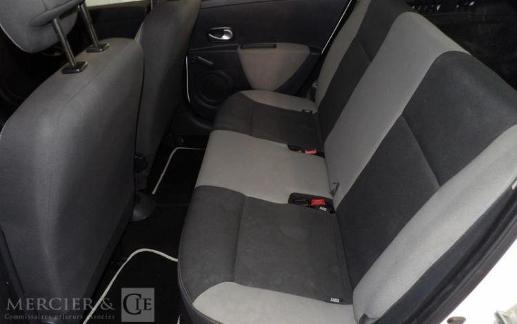 RENAULT CLIO 1,2 75CH PACK CLIM5 PTS BLANC BT-726-GT