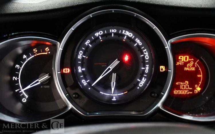 CITROEN DS 3 1,6 HDI 90CH SO CHIC BLANC BX-114-DH