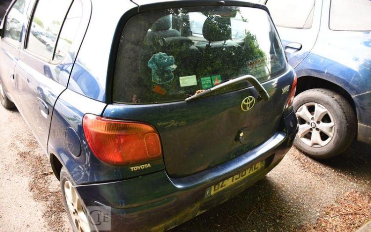 TOYOTA YARIS 1,0 VVTI 65 BLEU BZ-136-XL