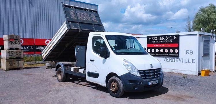 RENAULT Master 3 L2 R3500 RJ 2,3DCI 160V FAP 125CV BENNE AVEC COFFRE ACIER DIESEL BLANC CD-414-DV