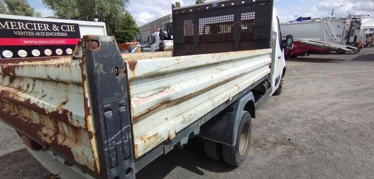 RENAULT Master 3 L2 R3500 RJ 2,3DCI 160V FAP 125CV BENNE AVEC COFFRE ACIER DIESEL BLANC CD-414-DV