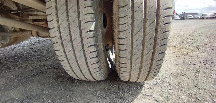 RENAULT Master 3 L2 R3500 RJ 2,3DCI 160V FAP 125CV BENNE AVEC COFFRE ACIER DIESEL BLANC CD-414-DV