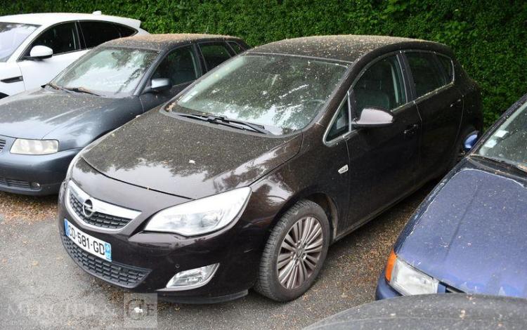 OPEL ASTRA 1,7 CDTI 110CH ECOFLEX CONNECT PACK S&S NOIR CD-581-GD