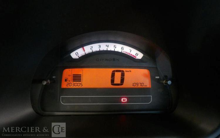 CITROEN C2 1,1 60CH VIRGIN MEGA ROUGE CE-454-XW