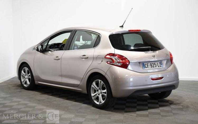 PEUGEOT 208 BEIGE CF-925-LZ