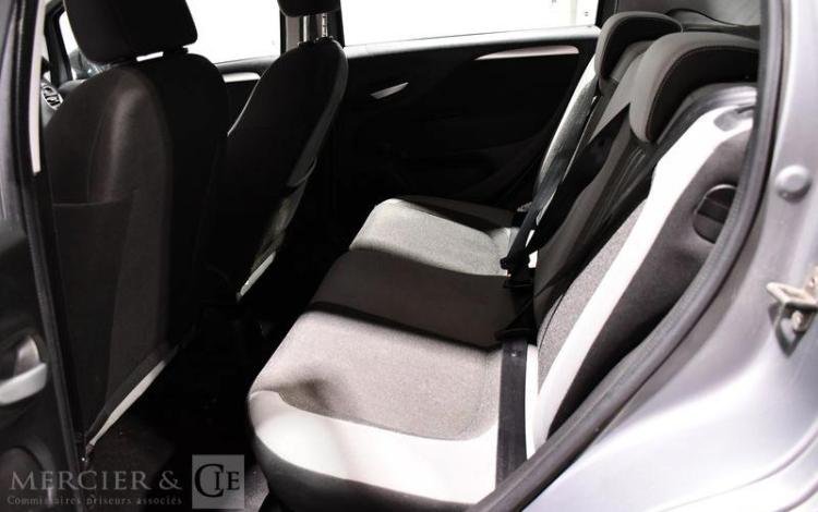 FIAT GDE PUNTO 1,3 MJT GRIS CG-762-EK