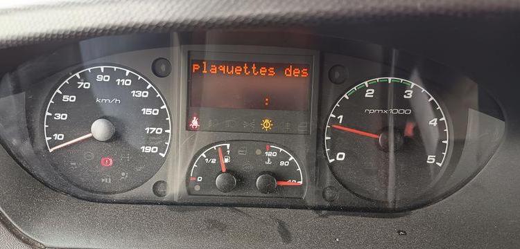 IVECO DAILY V 35S13 2,3LD DPF BVM6 126 CV BACHE AVEC HAYON ANTEO – DIESEL – 304442 KMS BLANC CH-128-AH