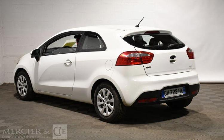 KIA RIO 1.2 85 ACTIVE BLANC CH-722-HK