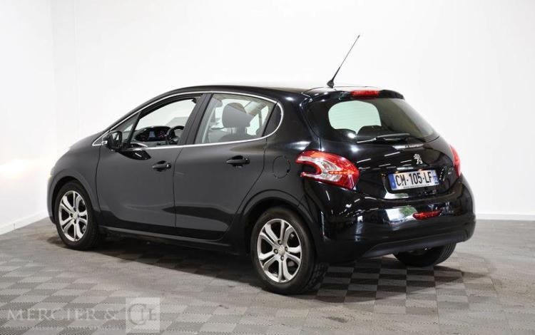 PEUGEOT 208 1,6 E-HDI 90 ALLURE NOIR CM-105-LF