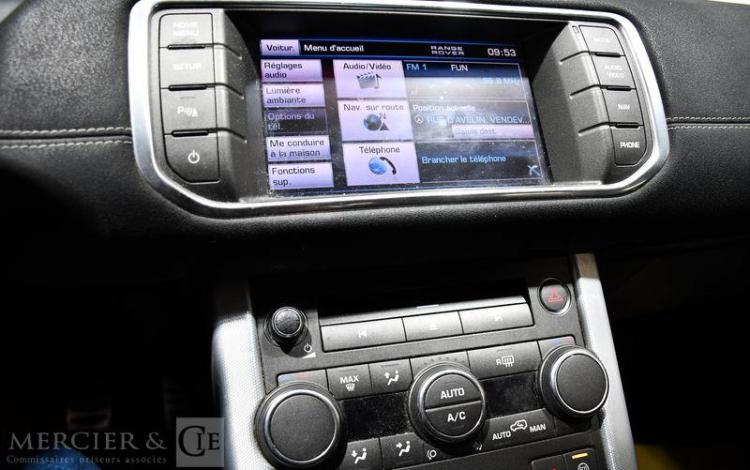 LAND ROVER EVOQUE 2,2 TD4 150CH DYNAMIC 4WD BLANC CQ-755-NR