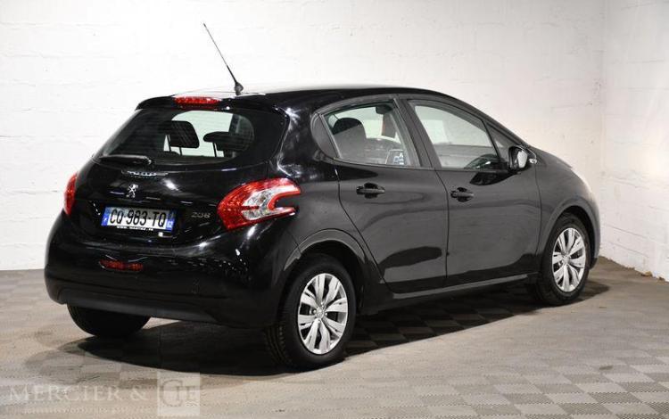 PEUGEOT 208 ACTIVE 70 CH 5 PTS NOIR CQ-983-TQ