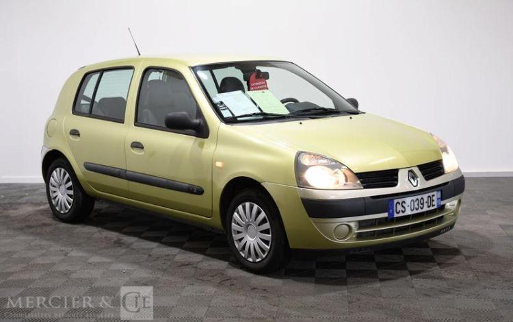 RENAULT CLIO VERT CS-039-DE