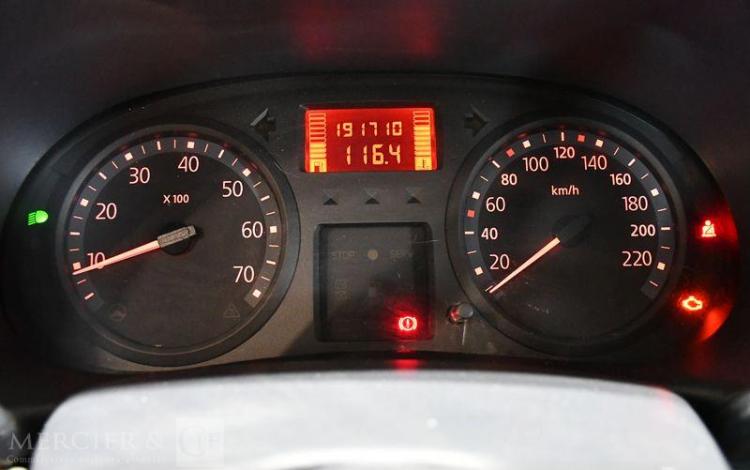 RENAULT CLIO VERT CS-039-DE