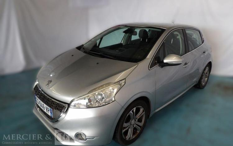 PEUGEOT 208 1.2 VTI 12V 82CV  CS-649-VP