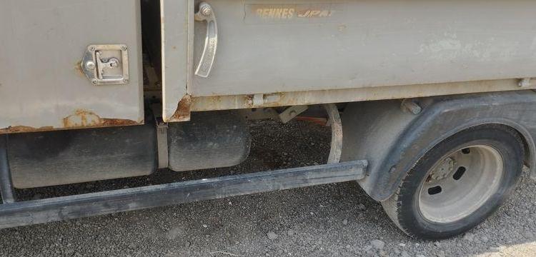 IVECO 35C13 BENNE AVEC COFFRE ACIER DIESEL – 207660 KMS – ANNEE 2013 ROUGE CS-903-GL
