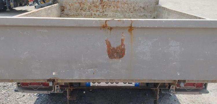 IVECO 35C13 BENNE AVEC COFFRE ACIER DIESEL – 207660 KMS – ANNEE 2013 ROUGE CS-903-GL