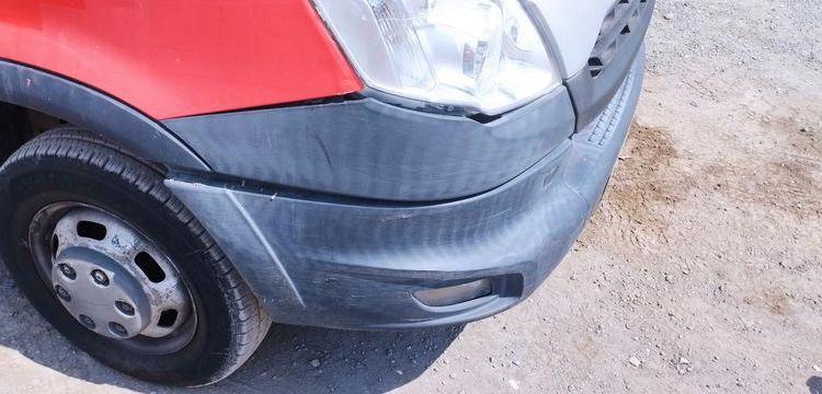 IVECO 35C13 BENNE AVEC COFFRE ACIER DIESEL – 207660 KMS – ANNEE 2013 ROUGE CS-903-GL