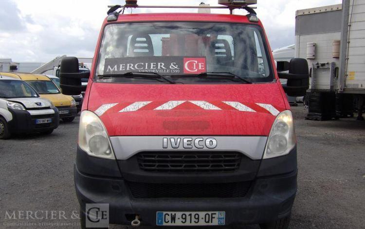 IVECO 35S11 AVEC NACELLE MULTITEL MX170 16M – DIESEL 3134 HEURES – 113804 KMS ROUGE CW-919-QF