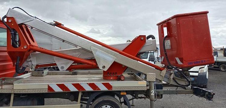 IVECO 35S11 AVEC NACELLE MULTITEL MX170 16M – DIESEL 3134 HEURES – 113804 KMS ROUGE CW-919-QF