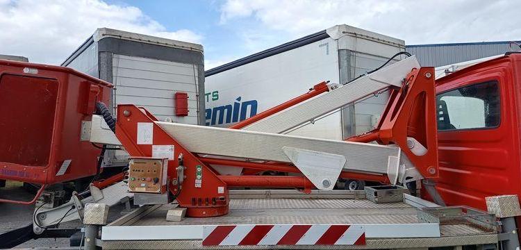 IVECO 35S11 AVEC NACELLE MULTITEL MX170 16M – DIESEL 3134 HEURES – 113804 KMS ROUGE CW-919-QF