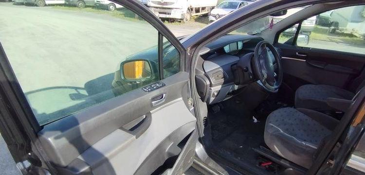 PEUGEOT 807 2,0 HDI 16V 107CV – DIESEL – 222794 KMS – ANNEE 2004 GRIS CX-121-QY