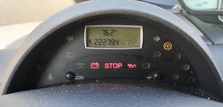 PEUGEOT 807 2,0 HDI 16V 107CV – DIESEL – 222794 KMS – ANNEE 2004 GRIS CX-121-QY