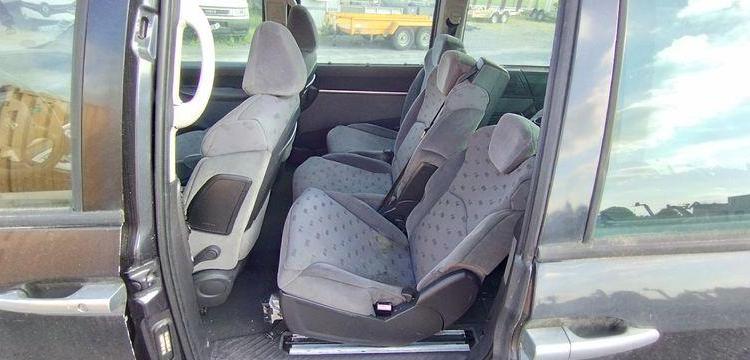 PEUGEOT 807 2,0 HDI 16V 107CV – DIESEL – 222794 KMS – ANNEE 2004 GRIS CX-121-QY