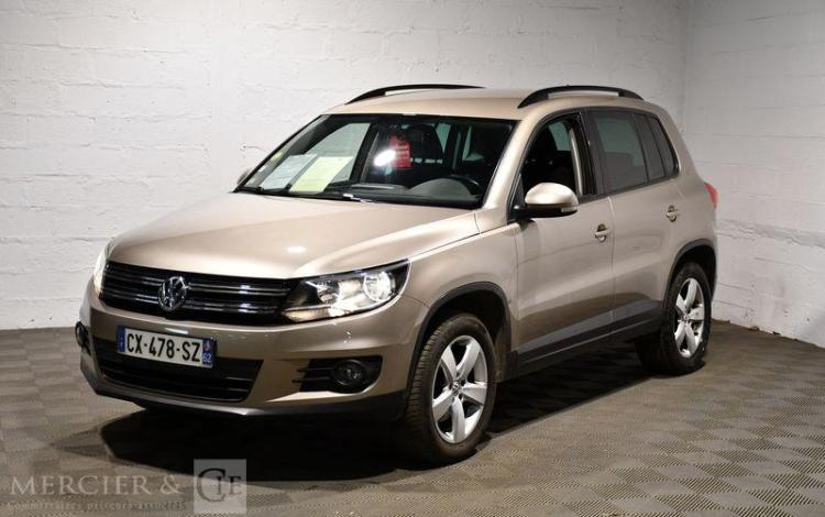 VOLKSWAGEN TIGUAN 2,0 TDI 110CH BLUEMOTION EDITION BEIGE CX-478-SZ