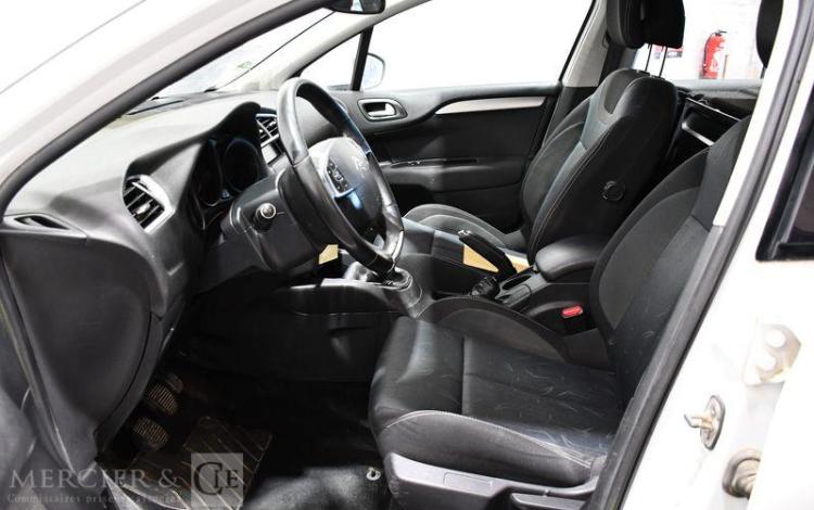 CITROEN C4 BLANC CY-648-YX