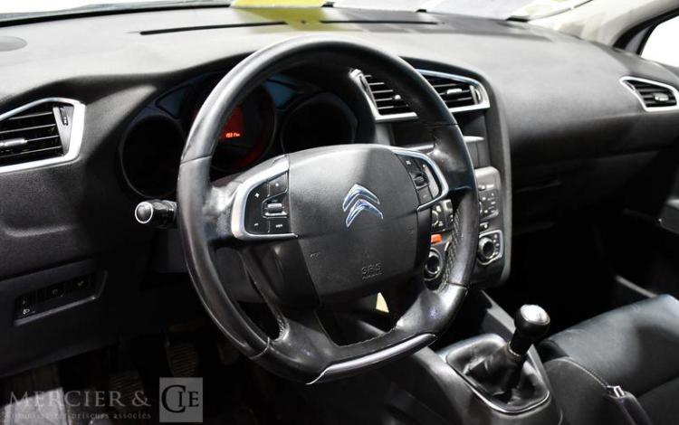 CITROEN C4 BLANC CY-648-YX