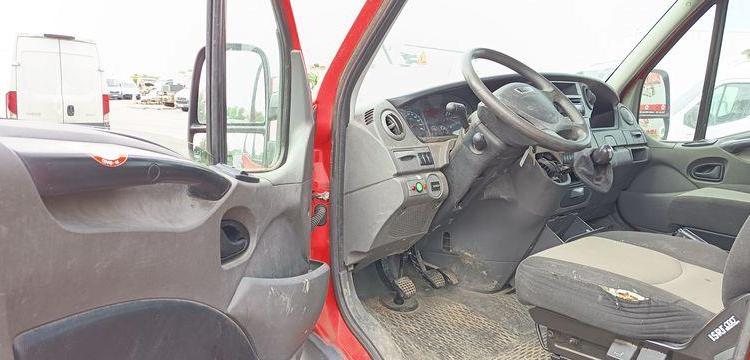 IVECO 35S11 AVEC NACELLE MULTITEL MT202DS 20M – DIESEL – 4578 HEURES – 58417 KMS – ROUGE DC-616-JW