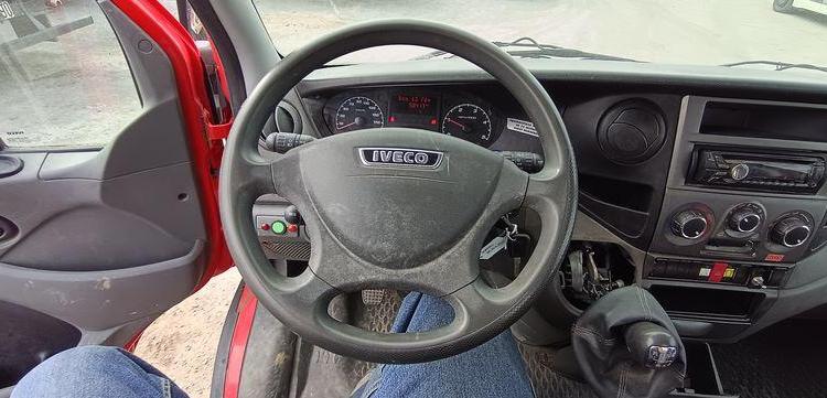 IVECO 35S11 AVEC NACELLE MULTITEL MT202DS 20M – DIESEL – 4578 HEURES – 58417 KMS – ROUGE DC-616-JW