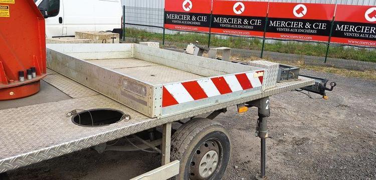 IVECO 35S11 AVEC NACELLE MULTITEL MT202DS 20M – DIESEL – 4578 HEURES – 58417 KMS – ROUGE DC-616-JW