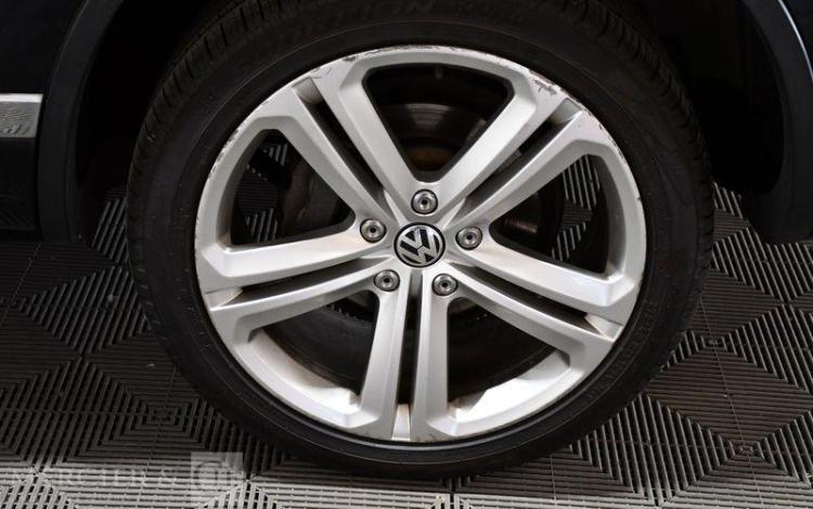 VOLKSWAGEN TOUAREG 4,2 TDI 340CH R EXCLUSIVE 4MOTION TIPTRONIC BVA NOIR DH-956-MX