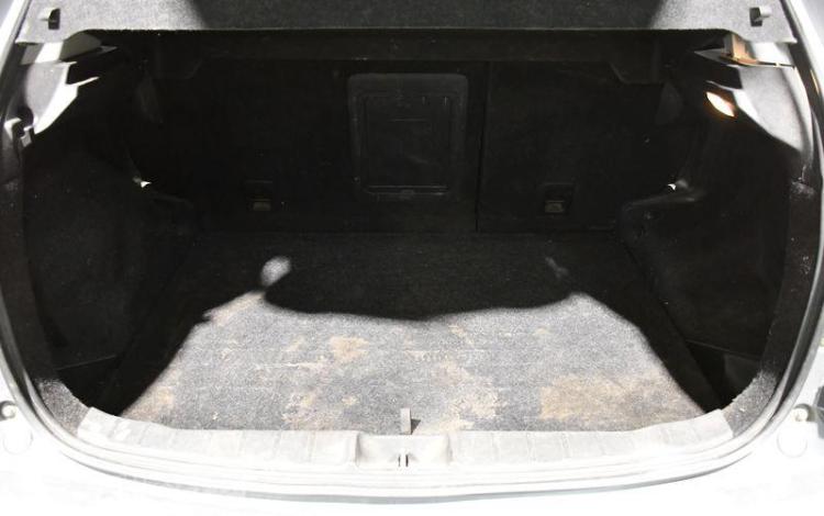 CITROEN C4 AIRCROSS 1,8 E-HDI 150 MUSIC BOX 4X4 GRIS DJ-490-CW