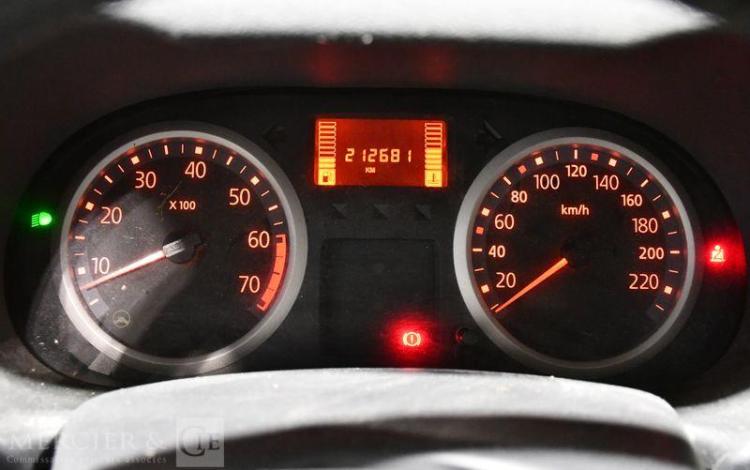 RENAULT CLIO II CAMPUS 1,2 75 AUTHENTIQUE NOIRE DJ-880-GG