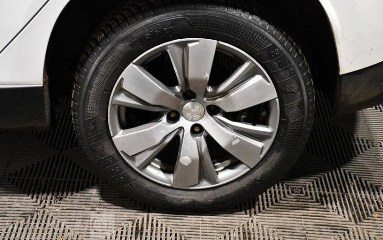 PEUGEOT 2008 1,6 e-HDI92 FAP ALLURE BLANC DK-304-HZ