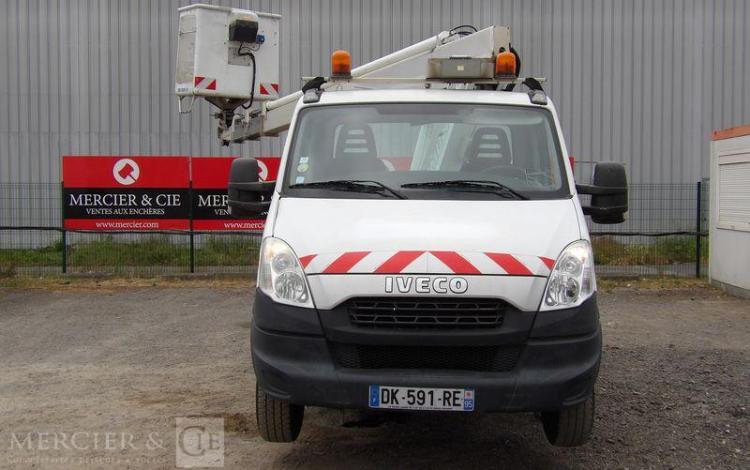 MULTITEL DAILY 35S11 AVEC NACELLE MULTITEL 160ALU 16M – DIESEL – 898 HEURES – 66558 KMS BLANC DK-591-RE
