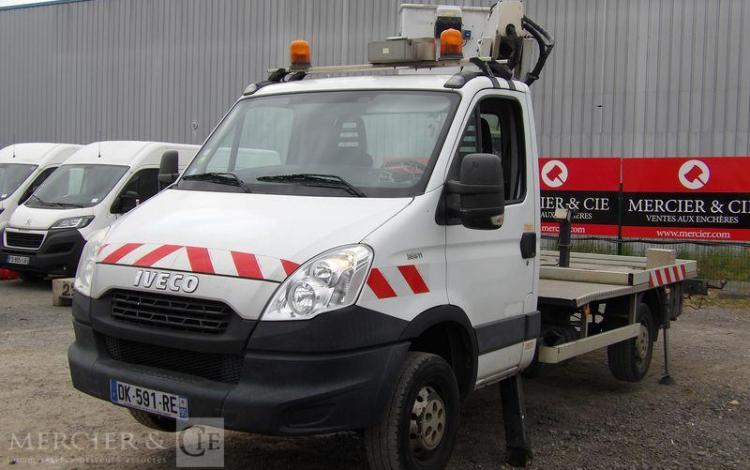 MULTITEL DAILY 35S11 AVEC NACELLE MULTITEL 160ALU 16M – DIESEL  – 66558 KMS BLANC DK-591-RE