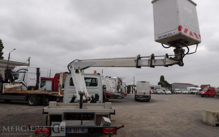 MULTITEL DAILY 35S11 AVEC NACELLE MULTITEL 160ALU 16M – DIESEL – 898 HEURES – 66558 KMS BLANC DK-591-RE