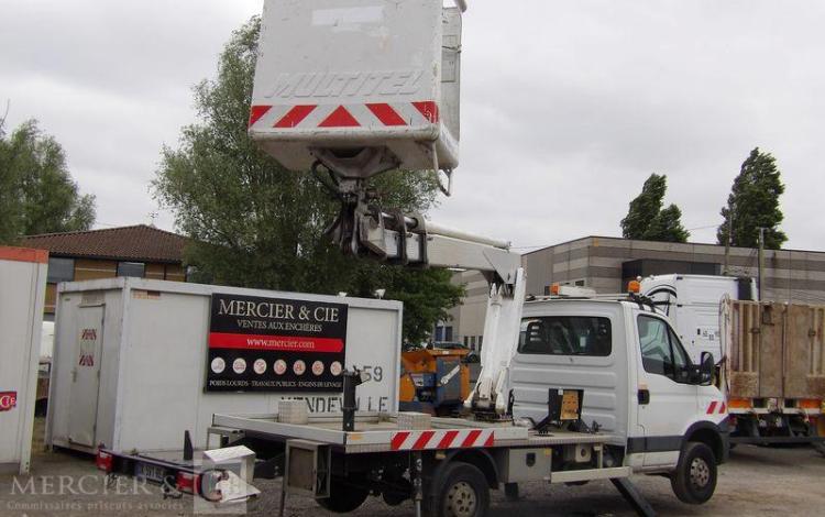 MULTITEL DAILY 35S11 AVEC NACELLE MULTITEL 160ALU 16M – DIESEL – 898 HEURES – 66558 KMS BLANC DK-591-RE