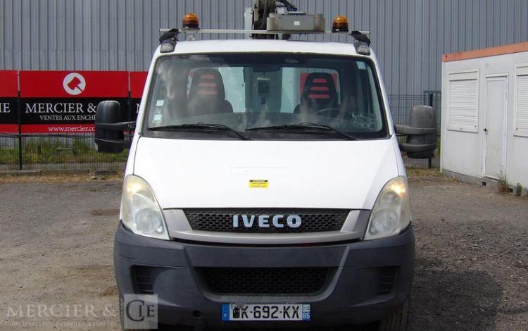 MULTITEL DAILY 35S11 AVEC NACELLE MULTITEL 160ALU 16M DIESEL – 3219 HEURES – 117901 KMS BLANC DK-692-KX