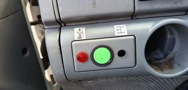 MULTITEL DAILY 35S11 AVEC NACELLE MULTITEL 160ALU 16M DIESEL – 3219 HEURES – 117901 KMS BLANC DK-692-KX