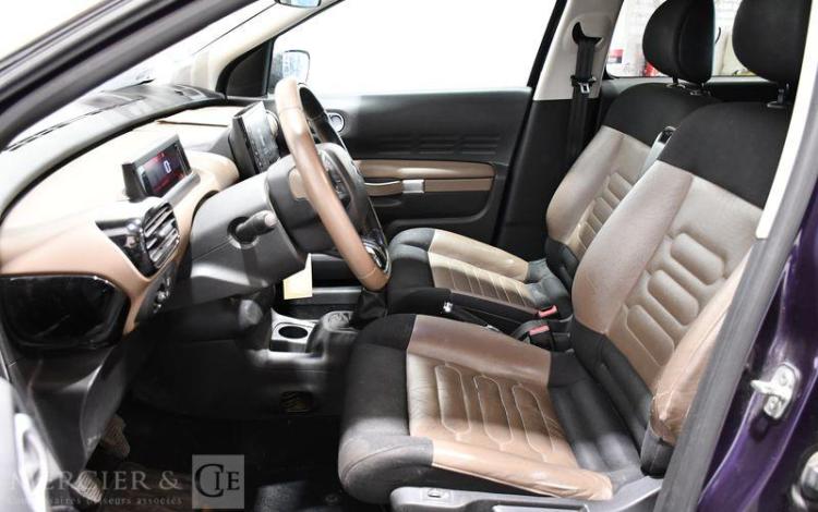 CITROEN C4 CACTUS 1,2 PURETECH 82CH SHINE EDITION VIOLET DM-139-PX