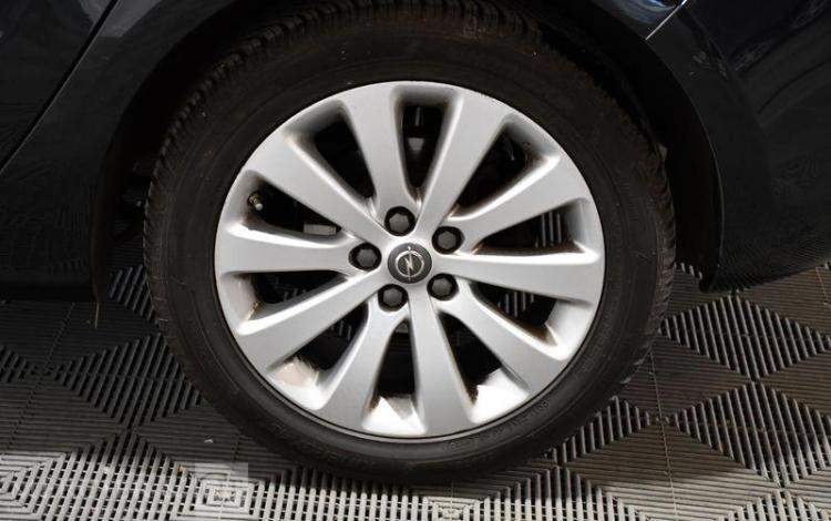 OPEL ASTRA 1,4 T 120 COSMO S&S NOIR DR-287-AR